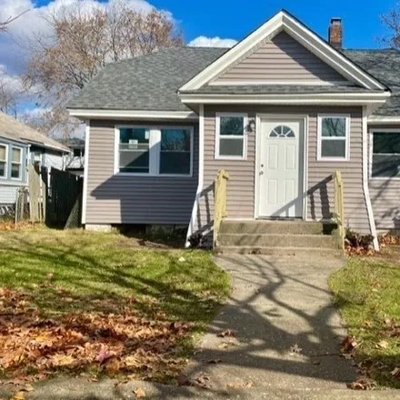 Buy this 4 bed house on 115 North Park Avenue in Bay Shore, Islip