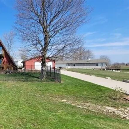 Buy this 3 bed house on 311 Lakeview Drive in Appanoose County, IA 52569