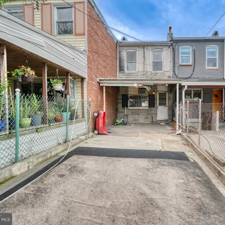 Image 3 - 209 Grundy Street, Baltimore, MD 21224, USA - Townhouse for sale