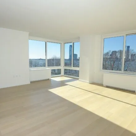Image 2 - River & Warren, 22 River Terrace, New York, NY 10282, USA - Condo for rent