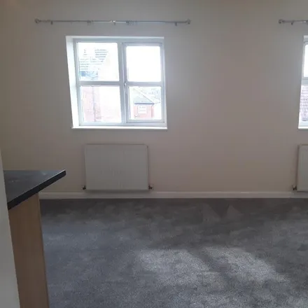 Image 3 - Havon Garth, Cambridge Street, Rugby, CV21 3NH, United Kingdom - Apartment for rent