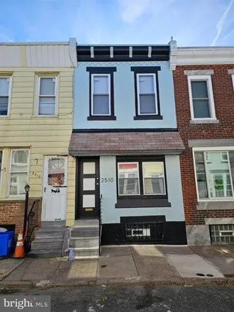 Image 3 - 2510 East Auburn Street, Philadelphia, PA 19134, USA - House for sale