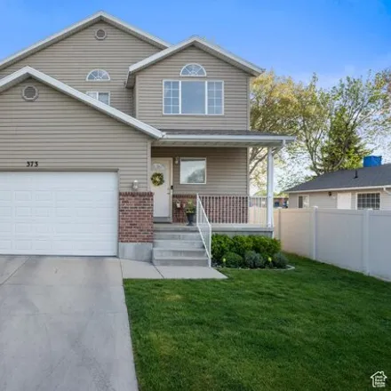Buy this 4 bed house on Lincoln Elementary School in 450 East 3700 South, Salt Lake City