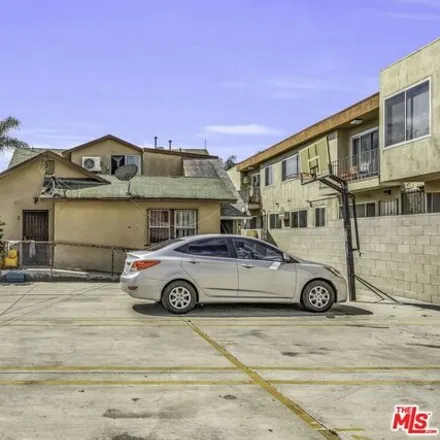 Image 5 - 4873 Rosewood Avenue, Los Angeles, CA 90004, USA - House for sale