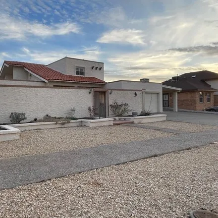Image 4 - 11722 Casa View Drive, El Paso, TX 79936, USA - House for rent