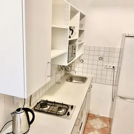 Image 4 - Budapest, Weiner Leó utca 11, 1065, Hungary - Apartment for rent