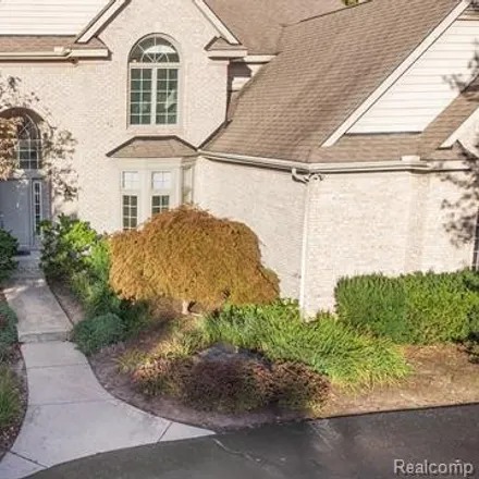 Image 6 - 6210 Orchard Woods Drive, West Bloomfield Township, MI 48324, USA - House for sale