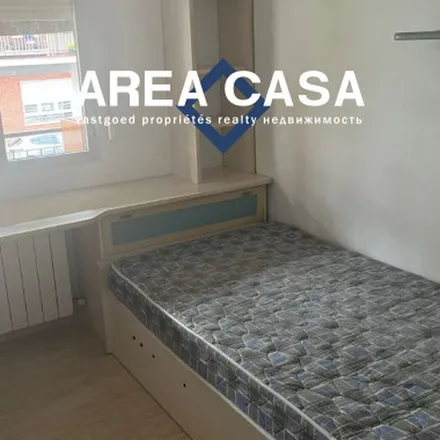 Image 7 - Calle del Mar de Kara, 28043 Madrid, Spain - Apartment for rent