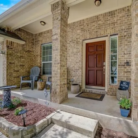 Image 3 - 957 Avery Parkway, New Braunfels, TX 78130, USA - House for sale