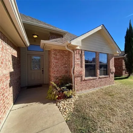 Rent this 3 bed house on 797 Rambling Court in Hood County, TX 76049