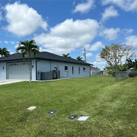 Image 4 - 2260 Southeast 8th Avenue, Cape Coral, FL 33990, USA - House for sale