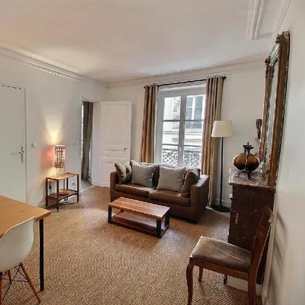 Image 8 - 17 Rue Rodier, 75009 Paris, France - Apartment for rent