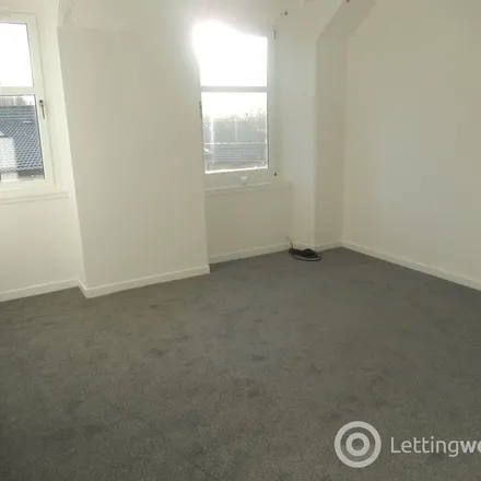Image 1 - Strathaven Road, Kirkmuirhill, ML11 9RW, United Kingdom - Apartment for rent