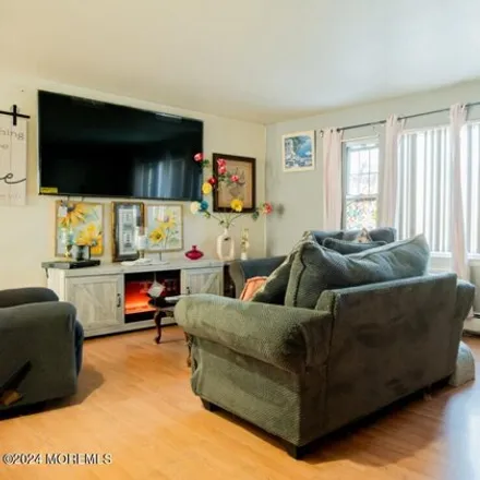 Image 3 - 120 Orchard Avenue, Hightstown, Mercer County, NJ 08520, USA - Apartment for sale