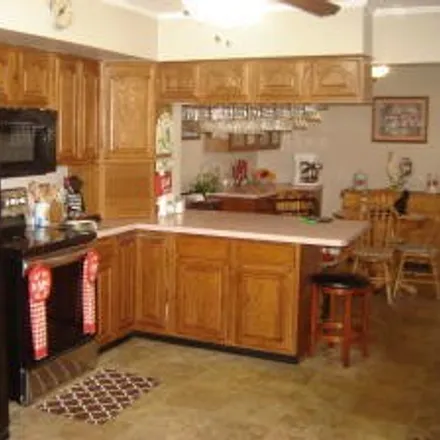 Image 2 - 829 Huntertown Road, Woodford Village, Versailles, KY 40383, USA - House for sale