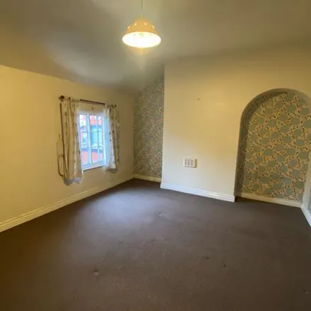 Image 2 - Chester Street, Crewe, CW1 2LE, United Kingdom - Apartment for rent