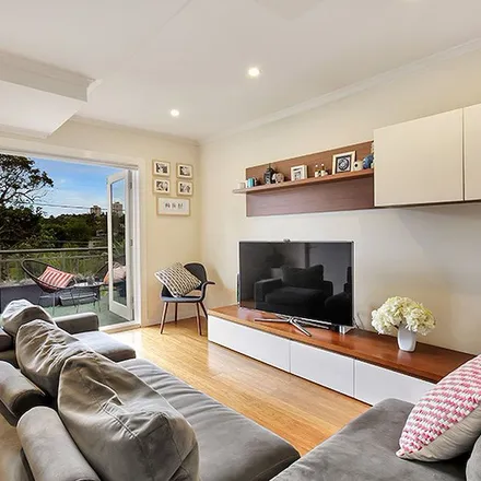 Rent this 3 bed apartment on 18 Grafton Street in Cammeray NSW 2062, Australia