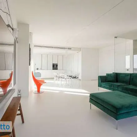 Image 2 - Via Fabio Filzi 23, 20124 Milan MI, Italy - Apartment for rent