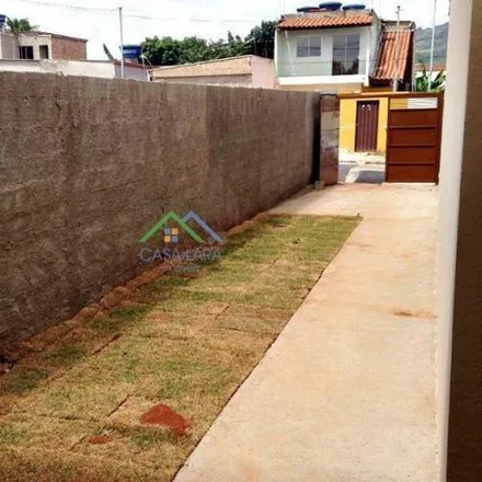 Buy this 2 bed house on Rua Alfenas in Vilares, Igarapé - MG