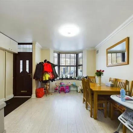Rent this 3 bed duplex on Park Lane in London, RM11 1BH