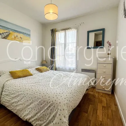 Rent this 1 bed condo on 80230 Saint-Valery-sur-Somme