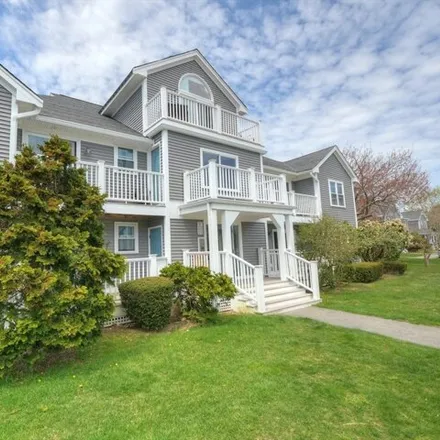 Buy this 1 bed condo on 720 Pitchers Way in Hyannis, Barnstable County