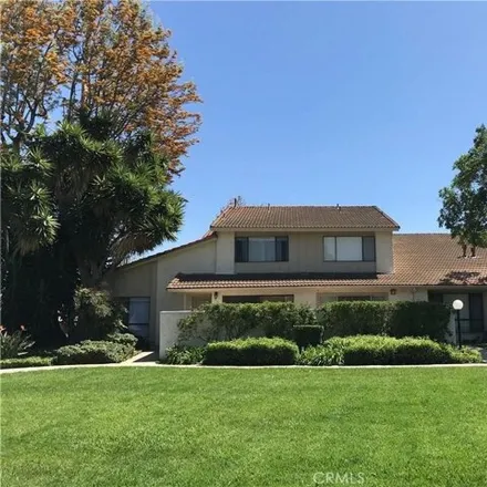 Rent this 2 bed townhouse on 392 Sonora Dr in Camarillo, California