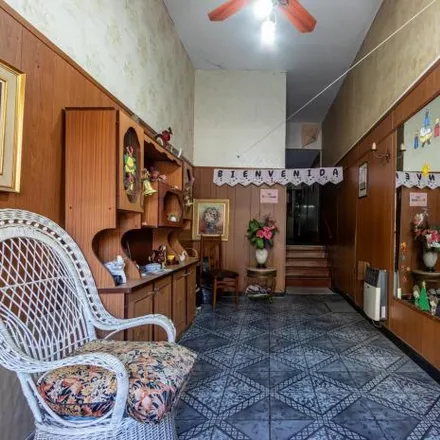 Buy this 3 bed house on Pasco 221 in República de la Sexta, Rosario