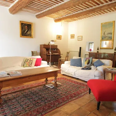Rent this 5 bed house on 84210 Pernes-les-Fontaines