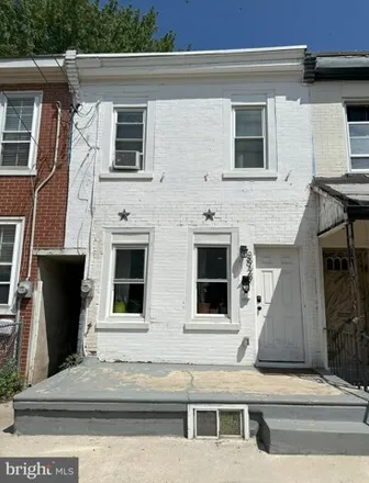 Rent this 3 bed house on 3931 Mount Vernon Street in Philadelphia, PA 19104