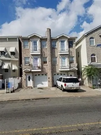 Rent this 3 bed house on 85 Wegman Parkway in Jersey City, NJ 07305