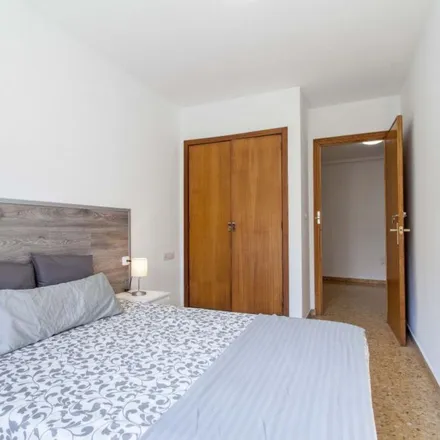 Rent this 5 bed apartment on Carrer de Sagunt in 203, 46009 Valencia