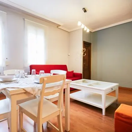Image 2 - Paseo de la Dirección, 5, 28039 Madrid, Spain - Apartment for rent