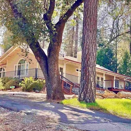 Buy this 3 bed house on 19366 James Circle in Groveland, Tuolumne County