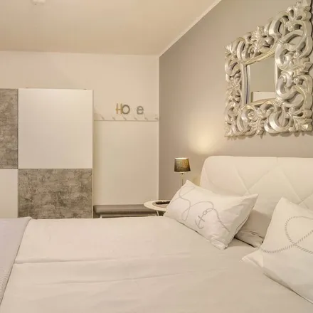 Rent this 1 bed apartment on Wilhelmshaven in Ebertstraße, 26382 Wilhelmshaven