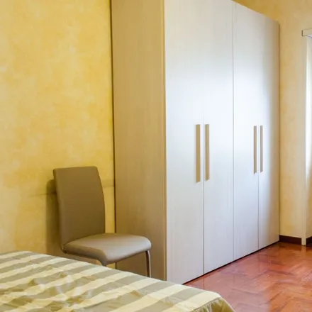 Rent this 3 bed room on Depa Phonecenter in Viale Giustiniano Imperatore, 181