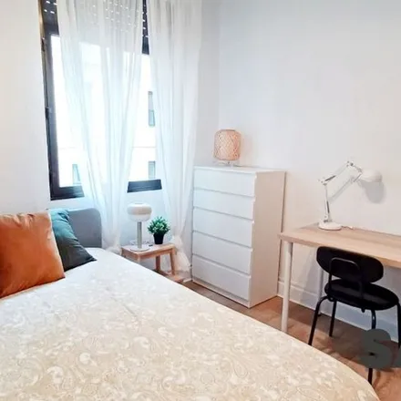 Rent this 3 bed apartment on Calle General Eguía / Egia jeneralaren kalea in 7, 48010 Bilbao