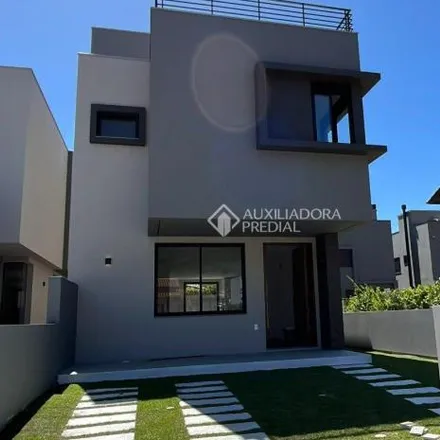 Buy this 3 bed house on Rua Vítor Carlos Nauck in Centro, Garopaba - SC