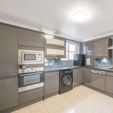 Rent this 3 bed apartment on Four5Two Finchley Road in 452 Finchley Road, Childs Hill