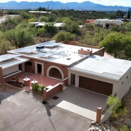 Buy this 4 bed house on 671 East Suffolk Drive in Oro Valley, AZ 85704