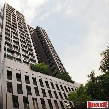 Rent this 2 bed apartment on BPS Building in Soi Sukhumvit 63, Vadhana District