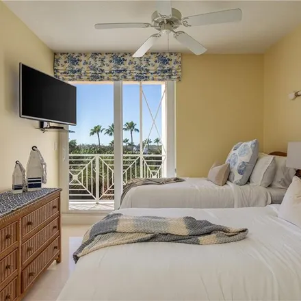 Image 1 - 8848 North Sea Oaks Way, Indian River County, FL 32963, USA - Apartment for rent