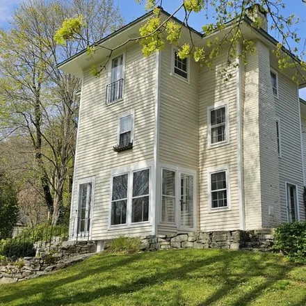 Buy this 3 bed house on 35 Weekeepeemee Road in Woodbury, Naugatuck Valley Planning Region