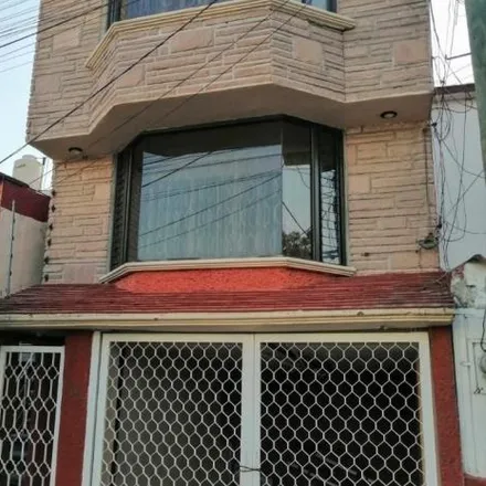 Buy this 3 bed house on Calle Sofía in Colonia Valle Dorado, 54020 Tlalnepantla