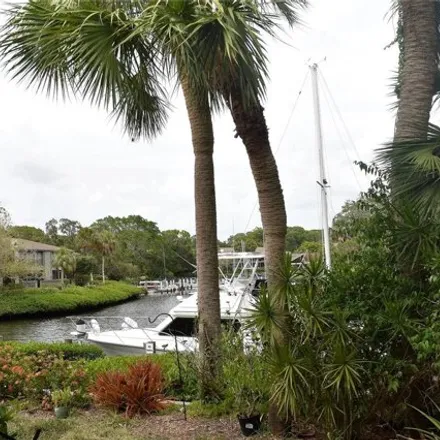 Rent this 2 bed condo on 1667 Pelican Point Drive in Vamo, Sarasota County