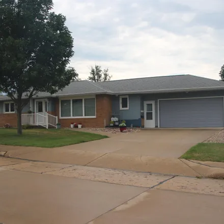 Image 3 - 412 Lee Drive, Le Mars, IA 51031, USA - House for sale