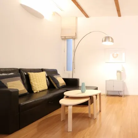 Rent this 2 bed apartment on Centro de mayores Alonso Cano in Calle Bretón de los Herreros, 28003 Madrid