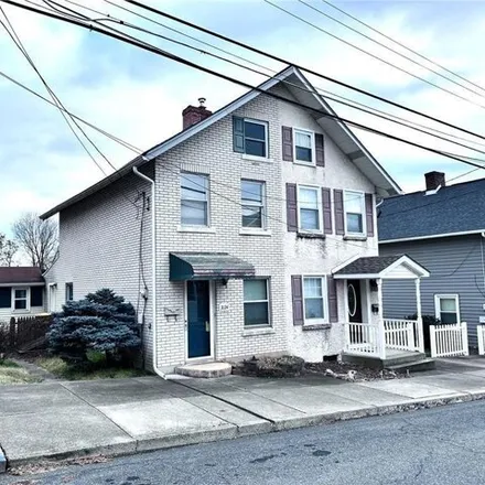 Rent this 2 bed house on 3177 North Hall Street in Hokendauqua, Whitehall