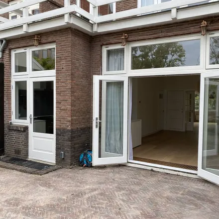 Rent this 6 bed apartment on Wilhelminapark 43 in 3581 NK Utrecht, Netherlands