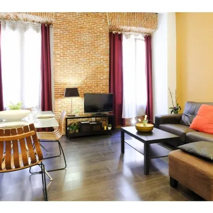 Rent this 2 bed apartment on Calle de Pérez Galdós in 5, 28004 Madrid